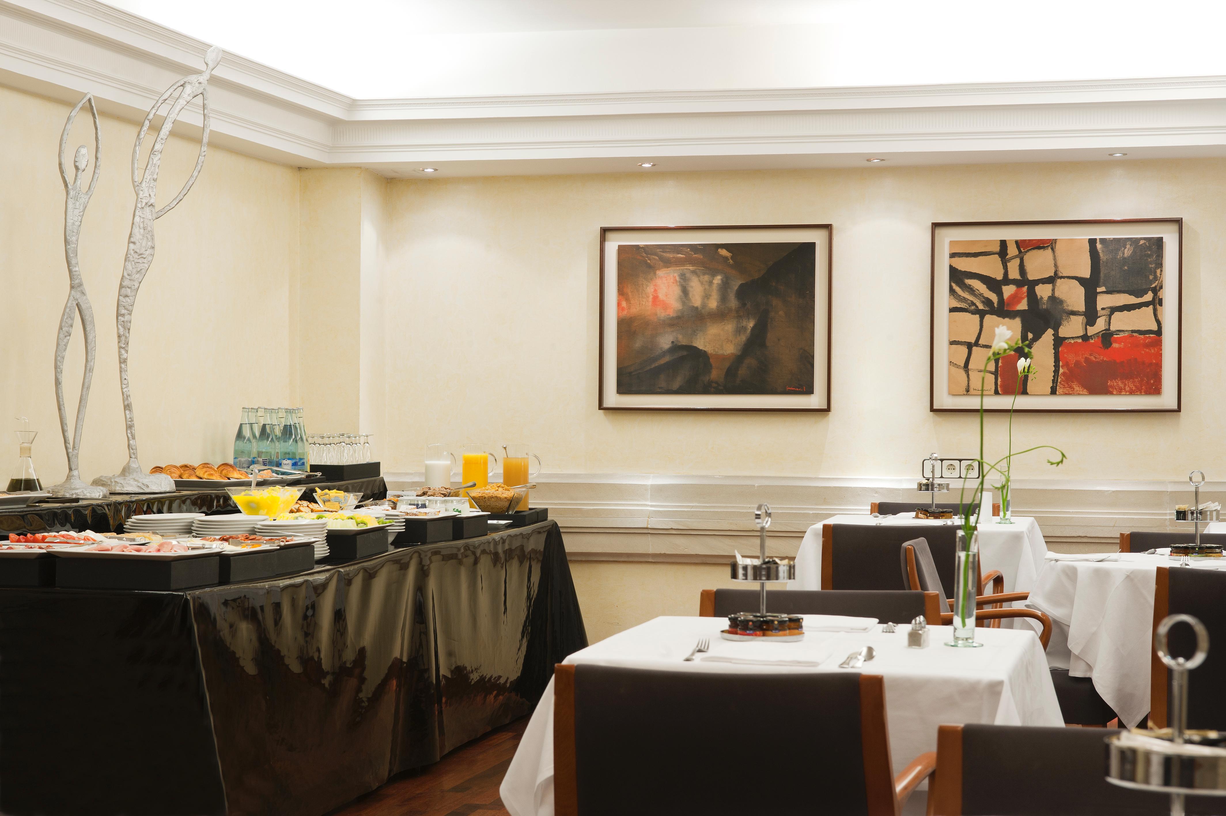 Hotel Gran Derby Suites, A Small Luxury Hotel Of The World Барселона Екстер'єр фото